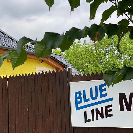 Blueline Motel Jaszbereny Exterior foto